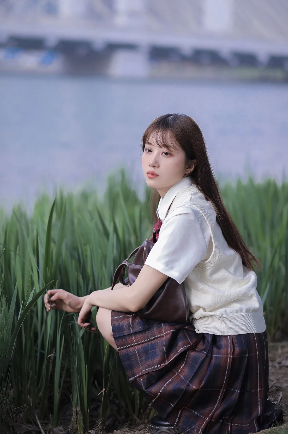 早春里的她