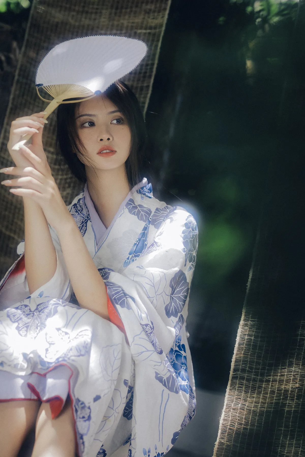 她似清泉