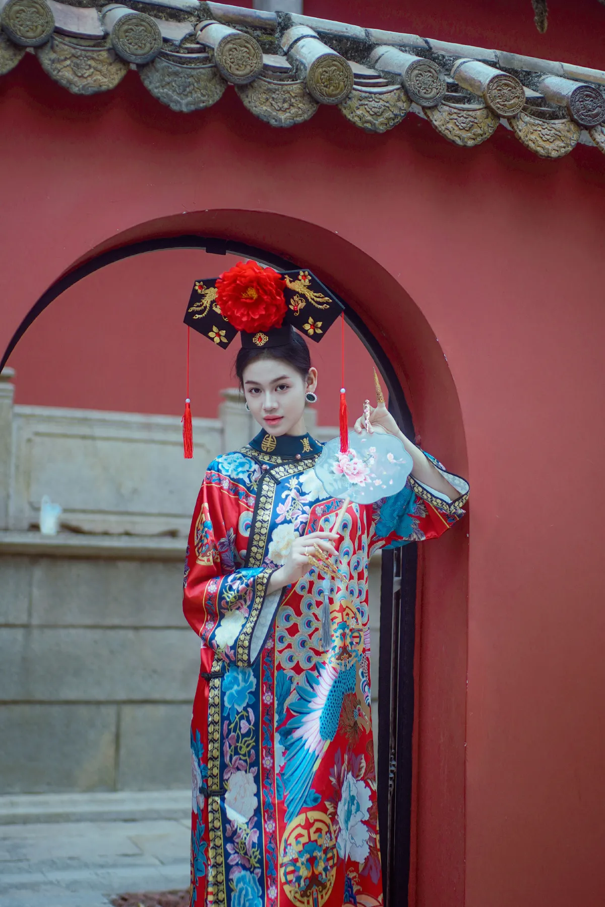 穿越清宫，红墙下的高挑格格