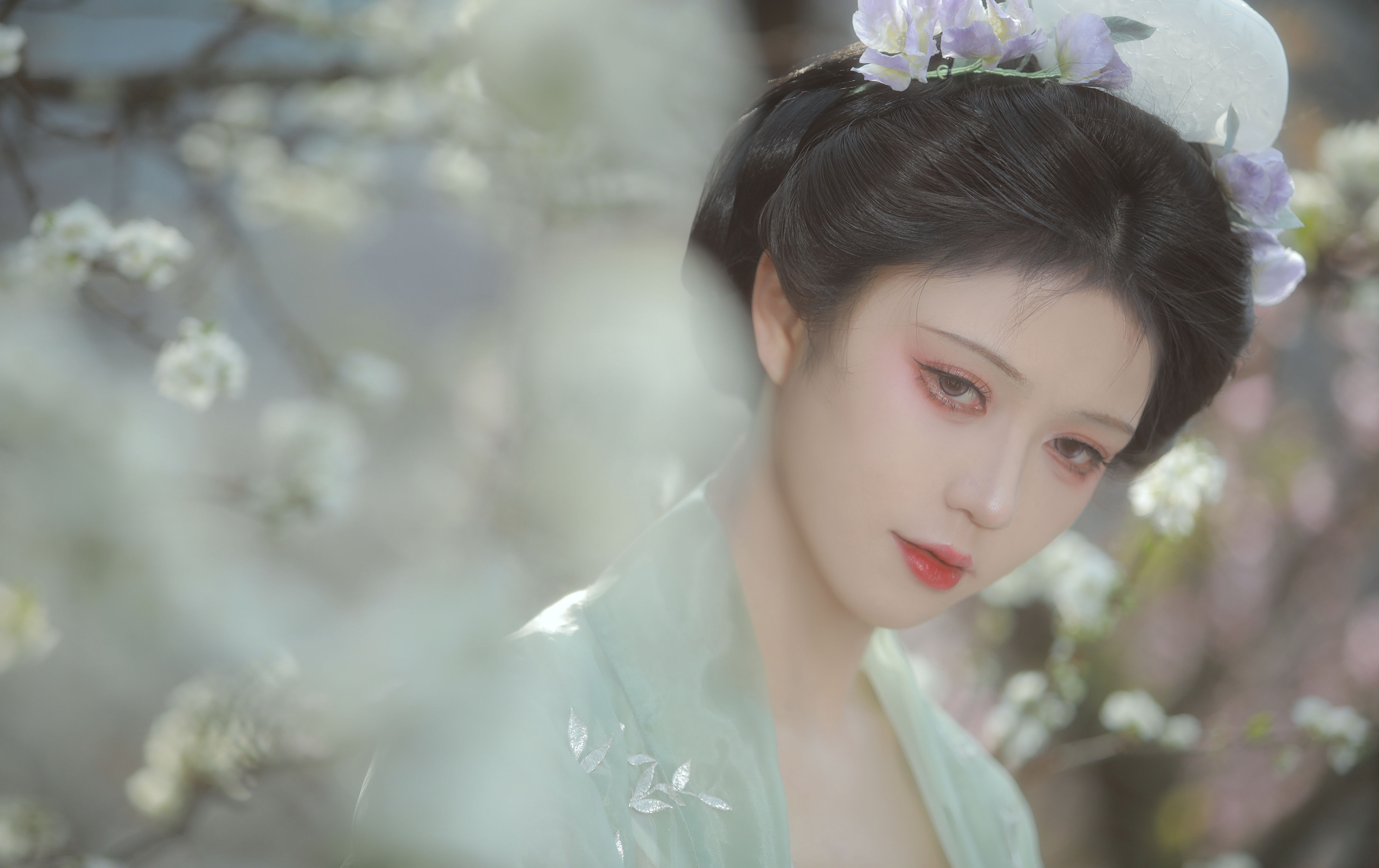 春山如黛草如烟