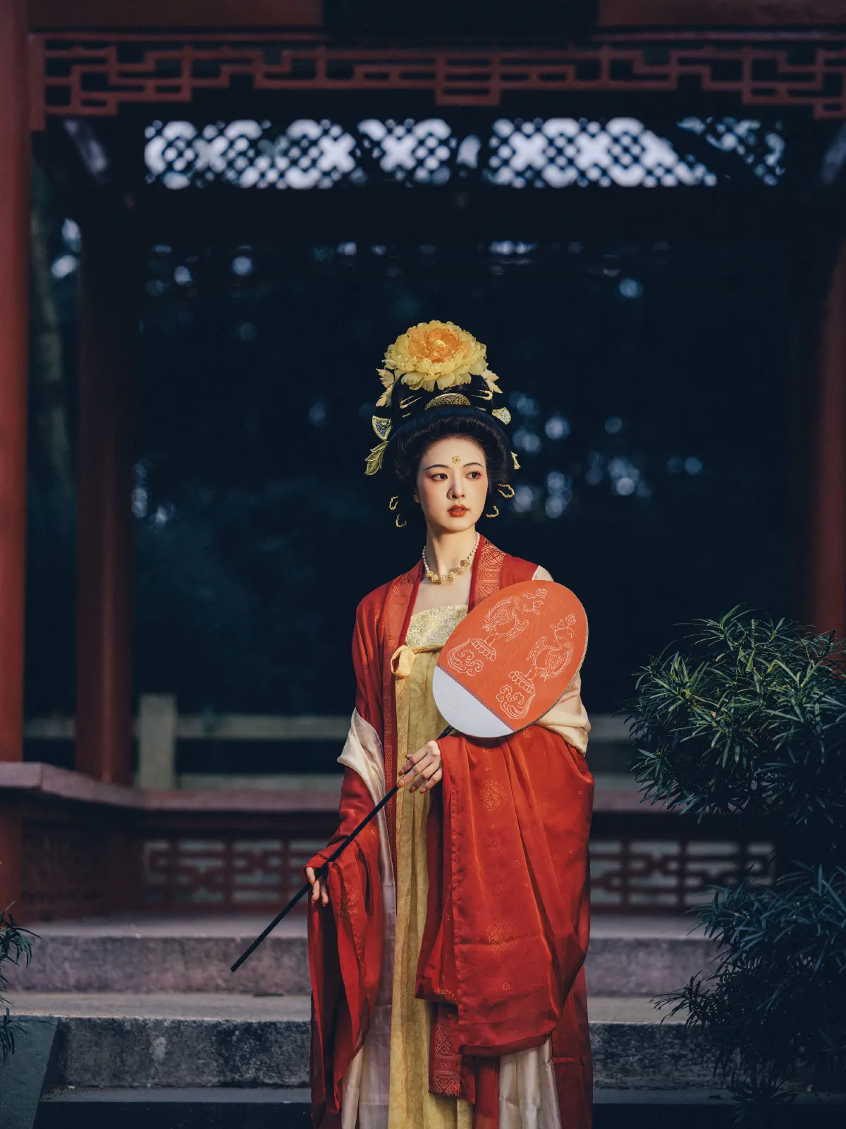 甜汐_泱泱《面若桃李》美图作品图片1