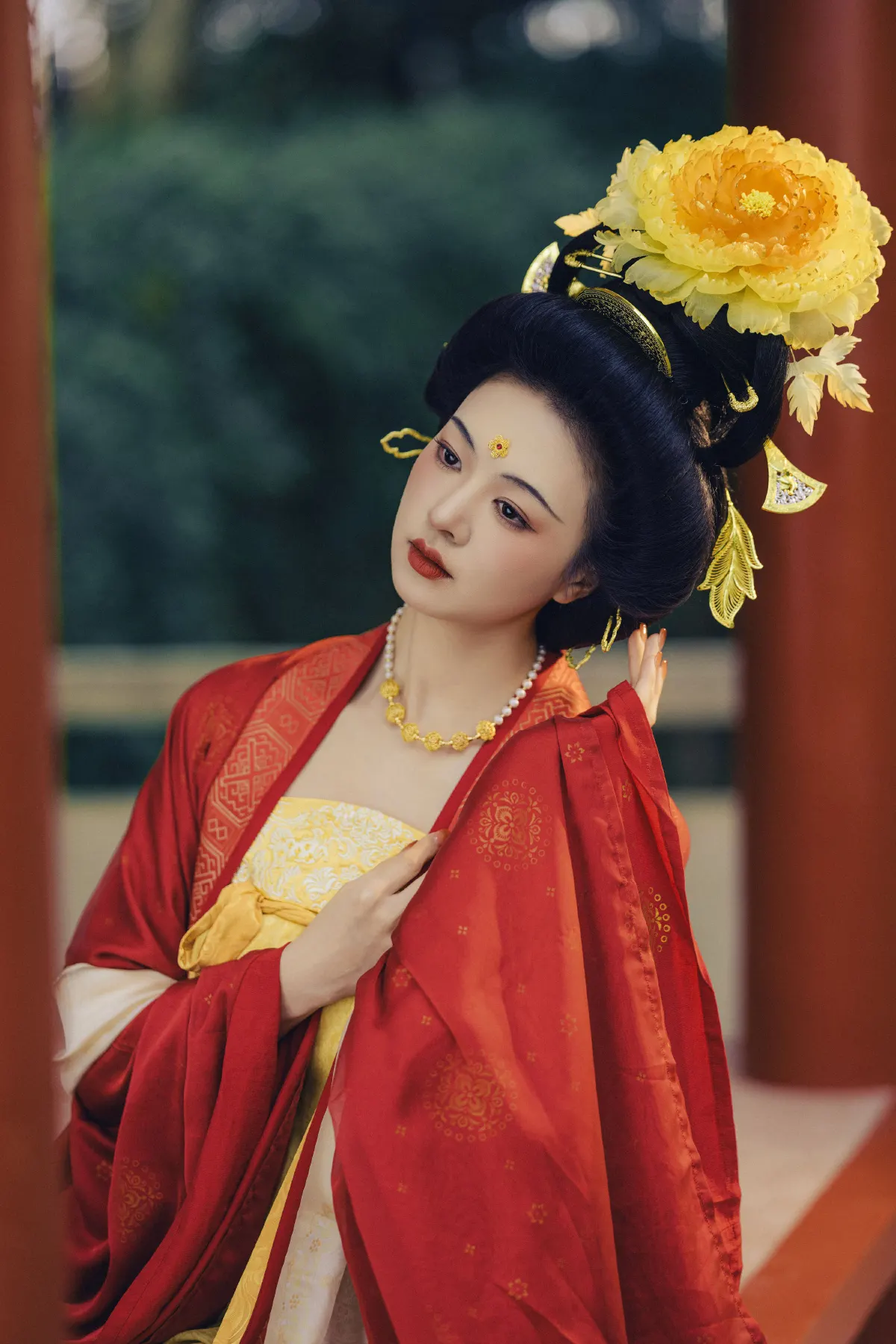 甜汐_泱泱《面若桃李》美图作品图片3