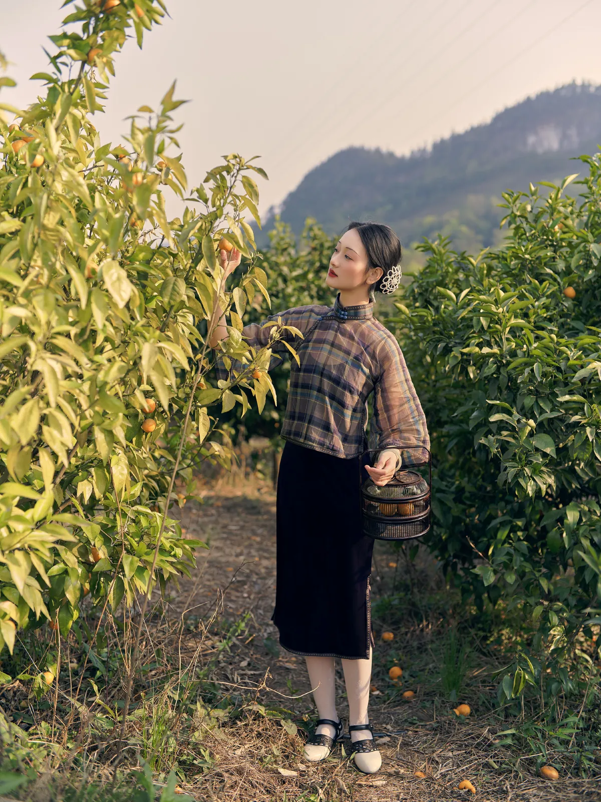 甜汐_妖怪哪里逃《橘子熟了》美图作品图片4