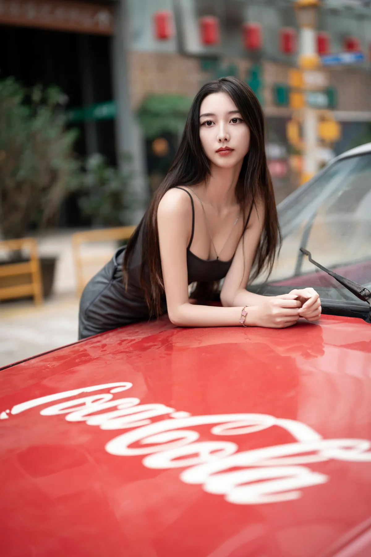 凌影_茵籽儿《高冷性感女孩》美图作品图片1