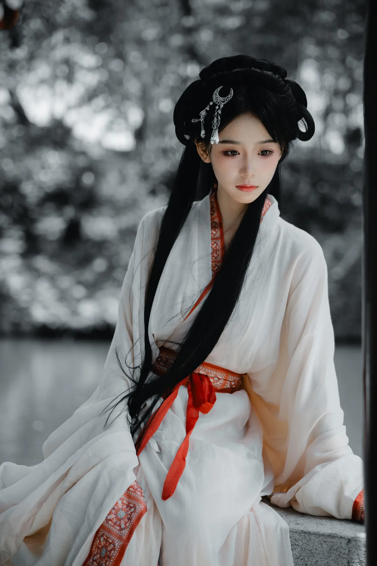 橘子海上_小熊《千年的风-战国袍》美图作品图片1