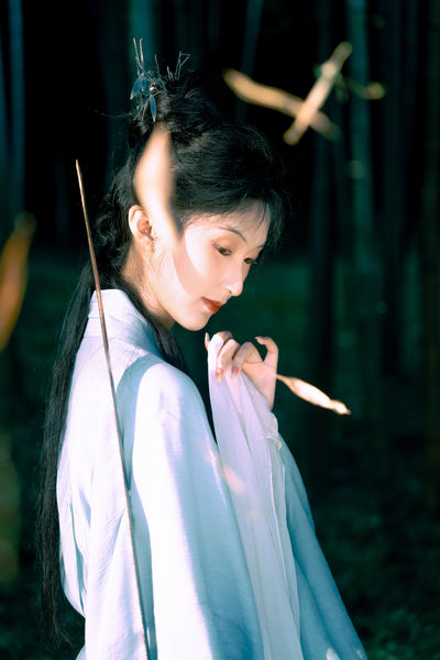 颦儿小侠