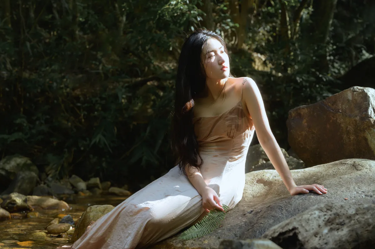 尤里CC_椰汁之之《山溪》美图作品图片1