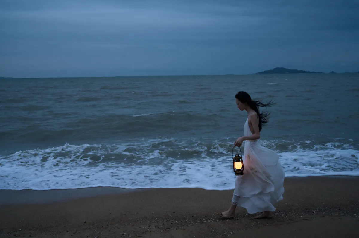尤里CC_阿吉缘子《孤独的海》美图作品图片4