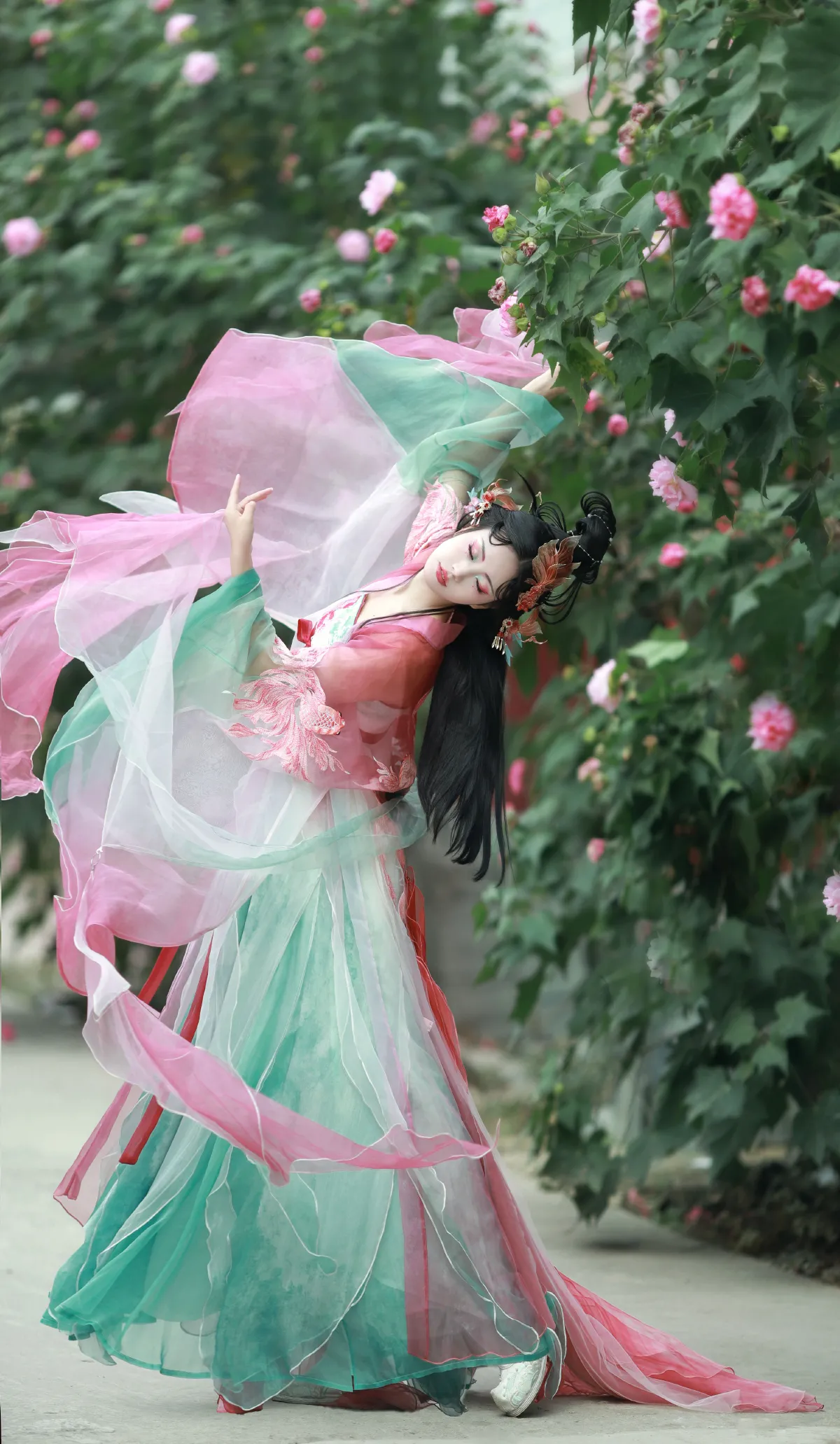 卷卷不卷w_千玥《锦鲤》美图作品图片2