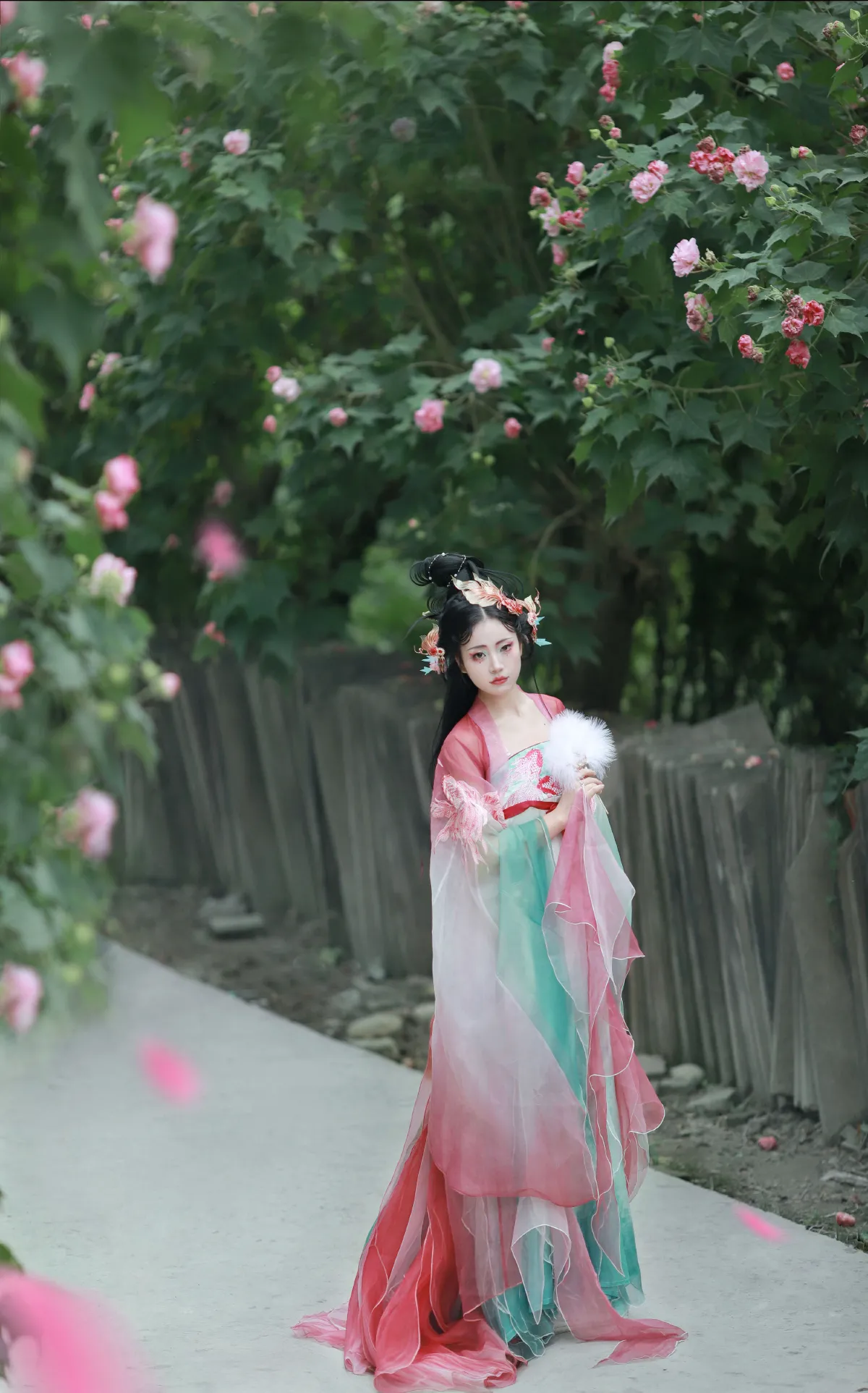 卷卷不卷w_千玥《锦鲤》美图作品图片5