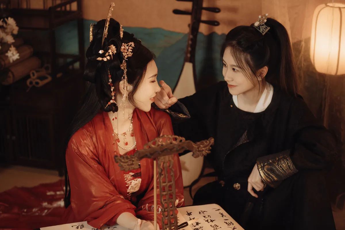 辜深深_睡睡和醒醒《愿为连理枝》美图作品图片4