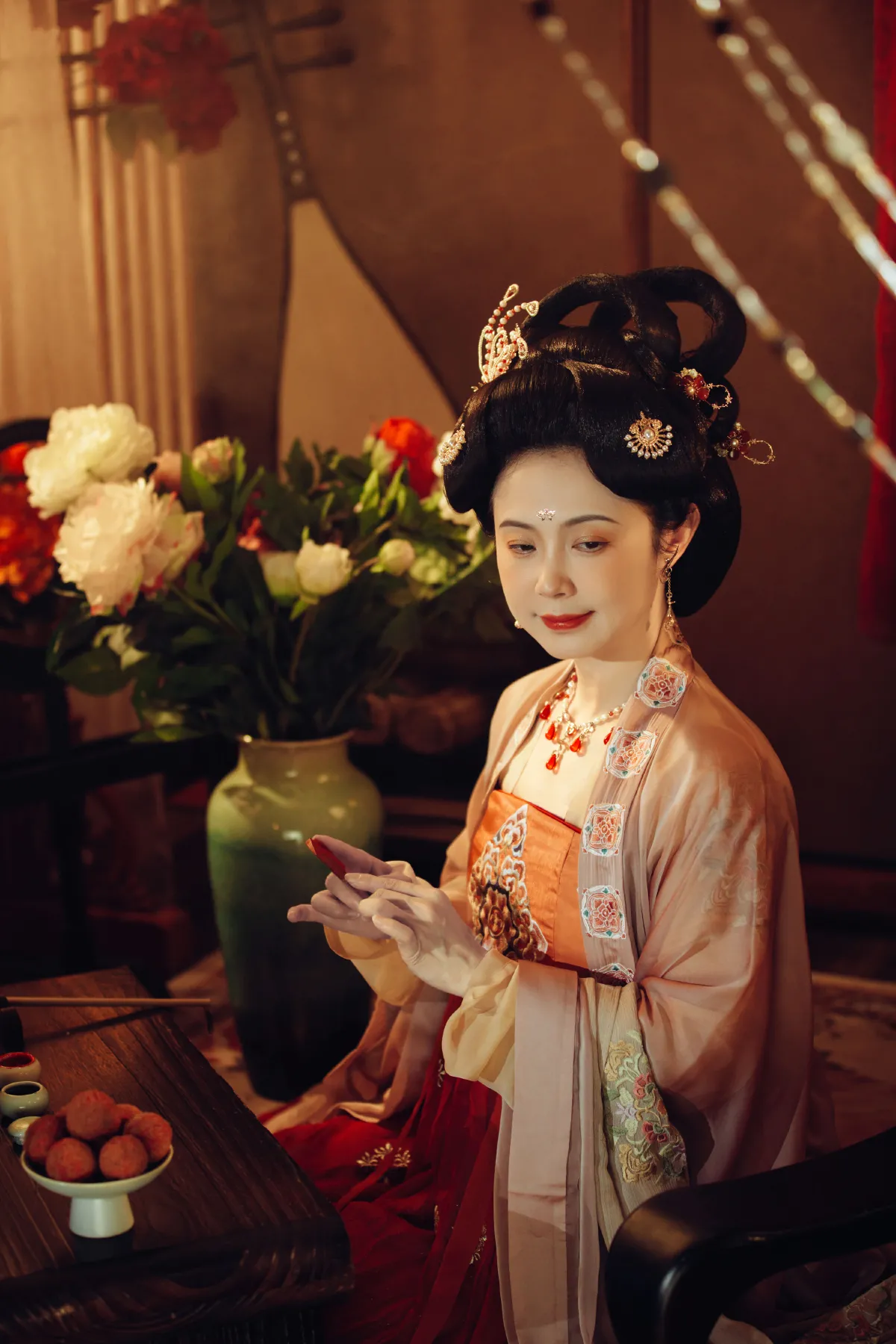 辜深深_水仙儿《国色芳华》美图作品图片2