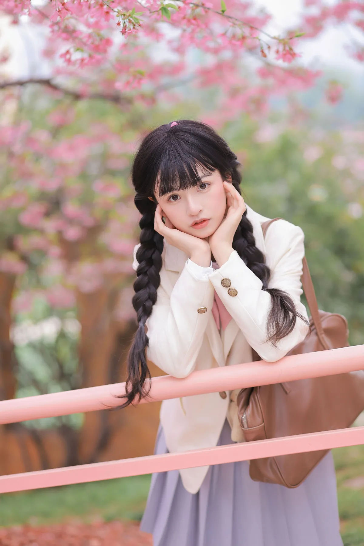 樱花树下