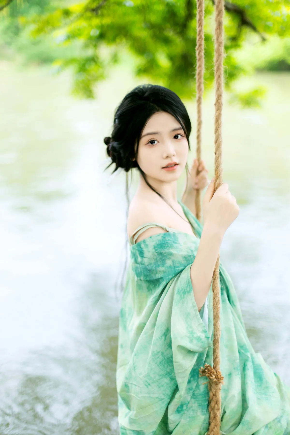 笨笨_-张张要开张-《浮世形色万千 我独自在充盈》美图作品图片3