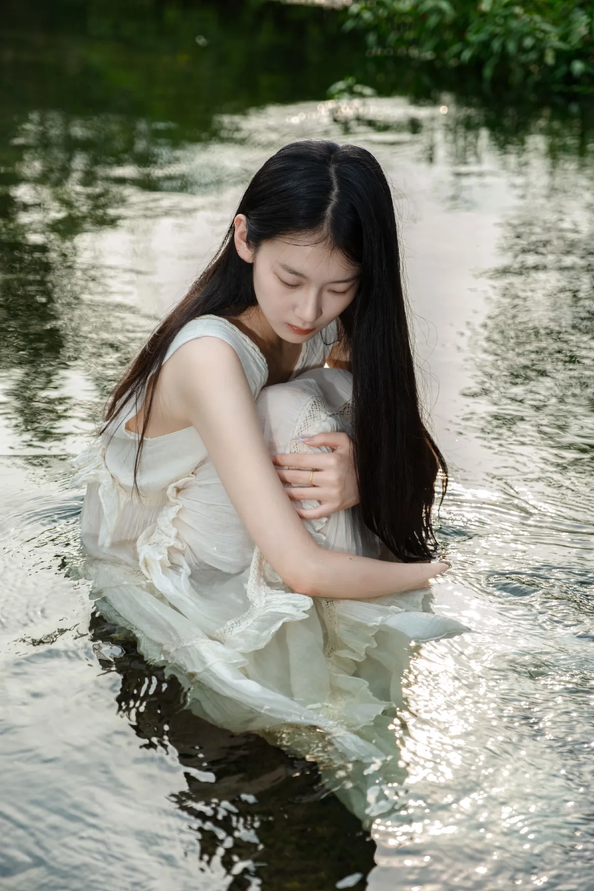 像一阵流淌的梦