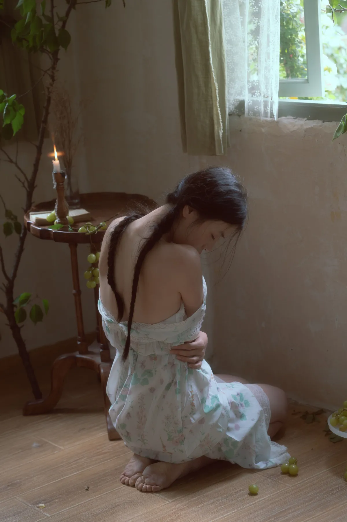 一只小黑王_蔡景梵《青提》美图作品图片3