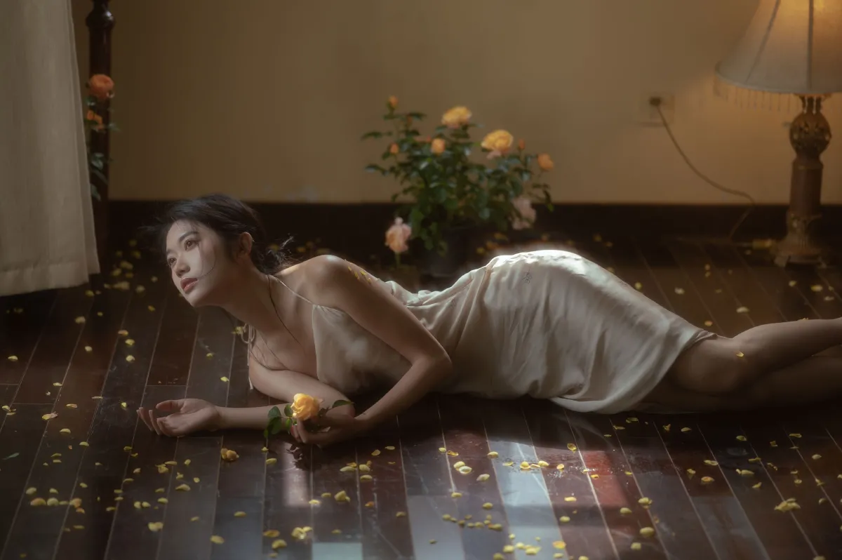 倦4