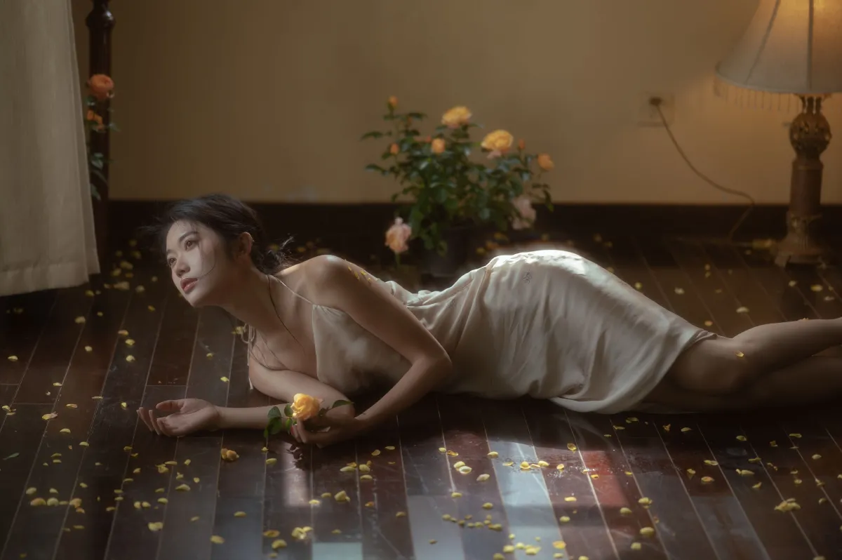 一只小黑王_费里妮妮《倦》美图作品图片4