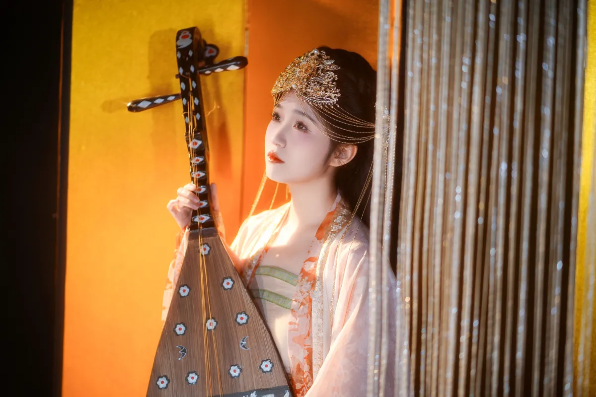 阿南_梓榆喝点甜的呀《故人》美图作品图片5