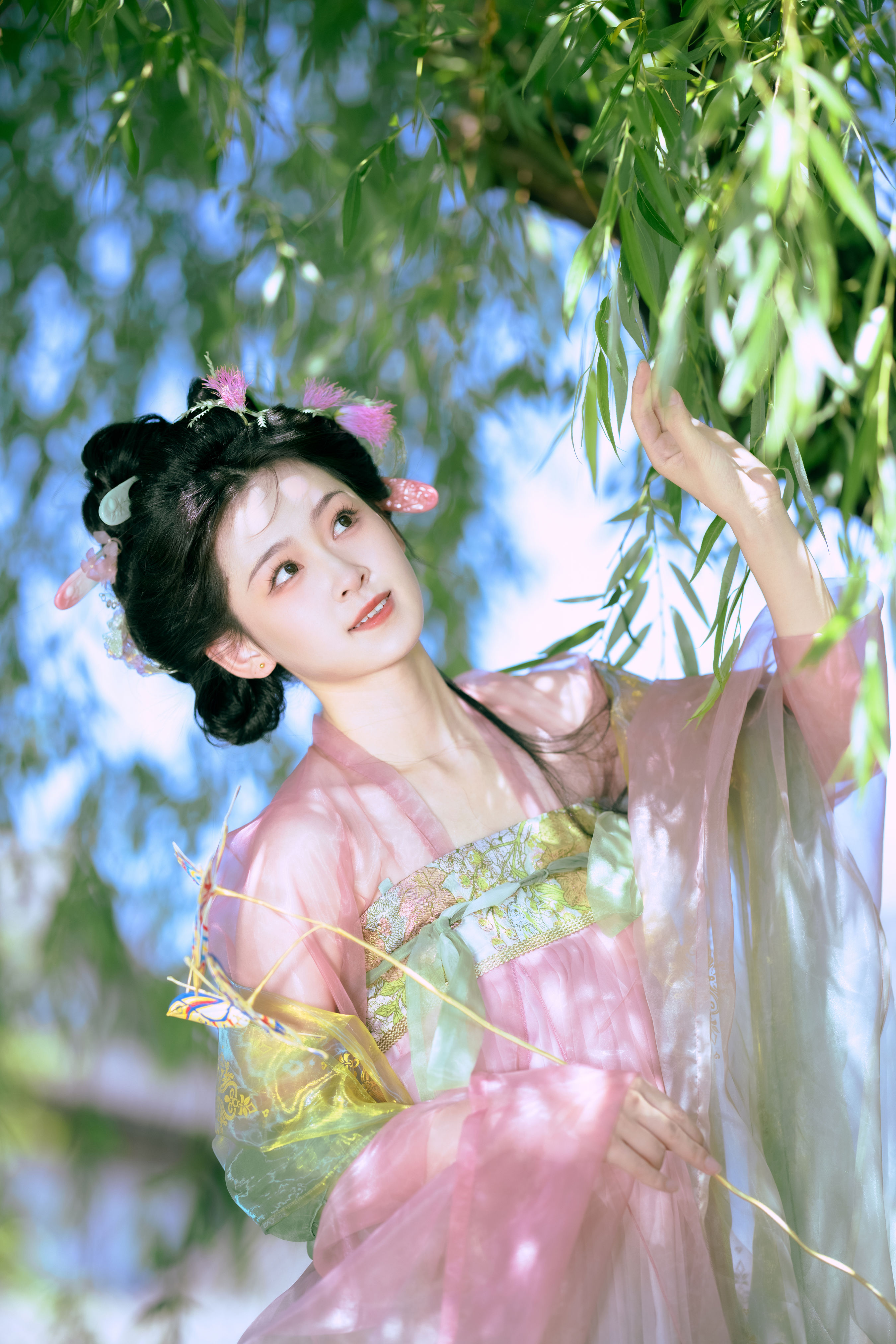 扶卮_甜心芽芽《初夏游园记》美图作品图片1