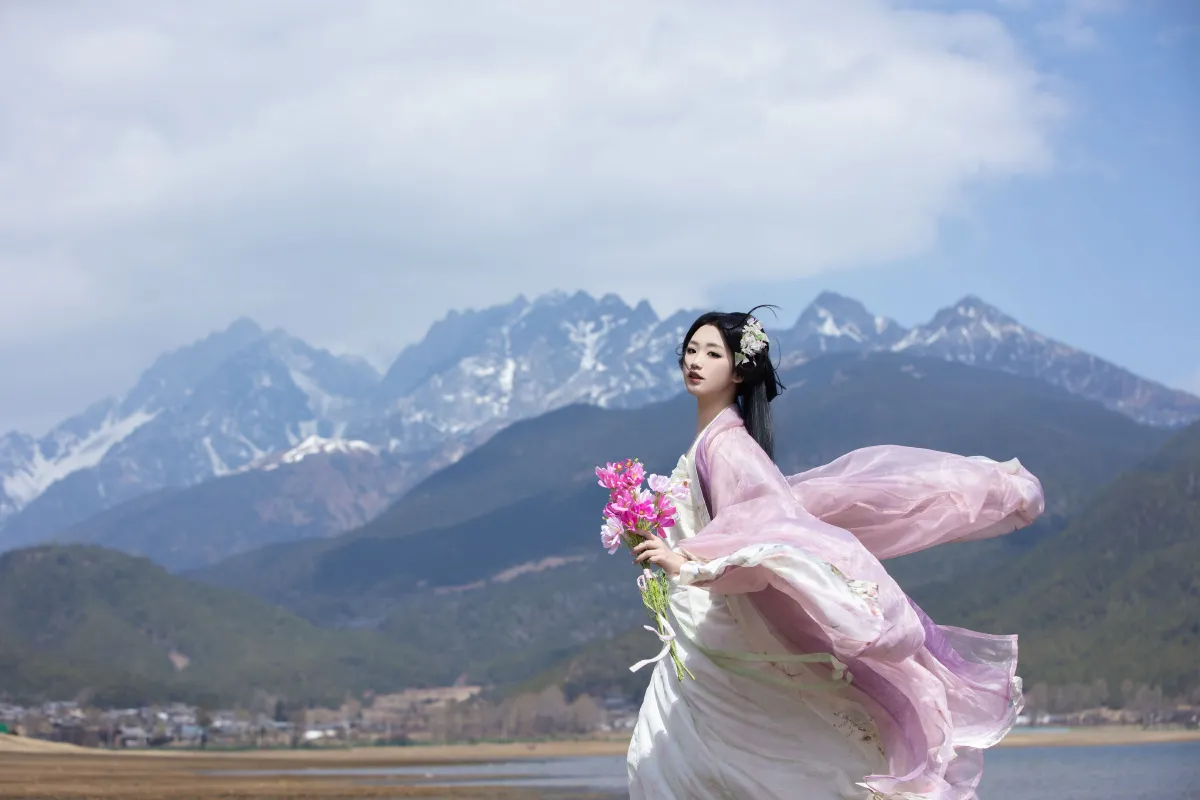 沉诗思_晚江亭《眉间雪》美图作品图片4