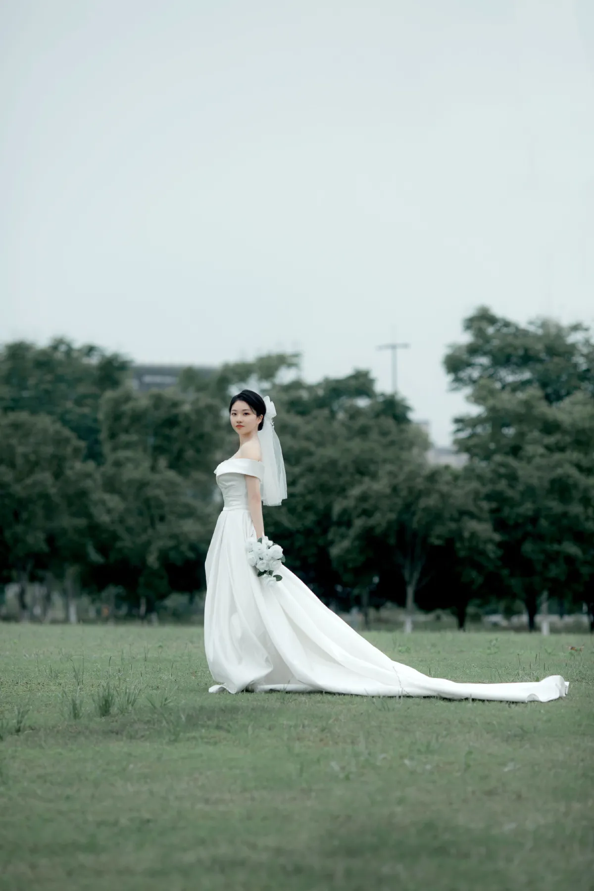 笨笨_宁宁《一个人的嫁纱》美图作品图片4