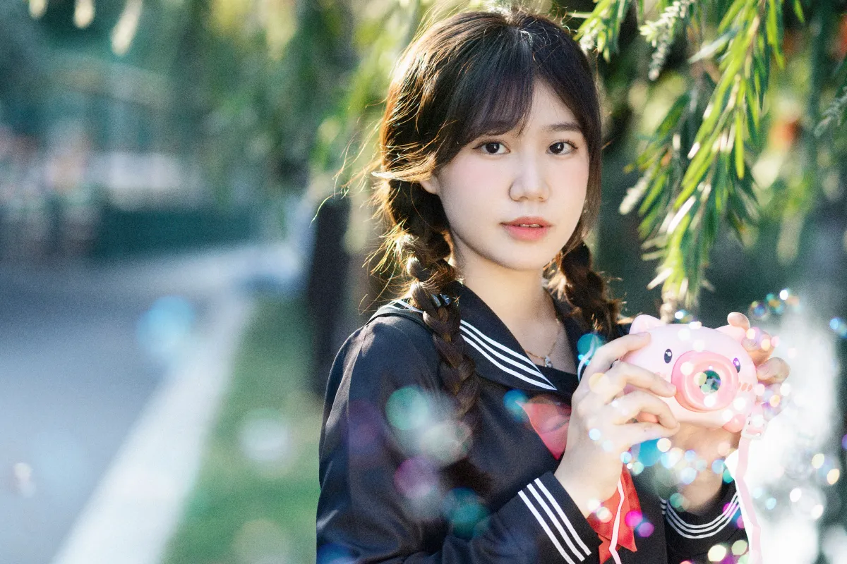 林酱_醒醒《制服少女》美图作品图片2