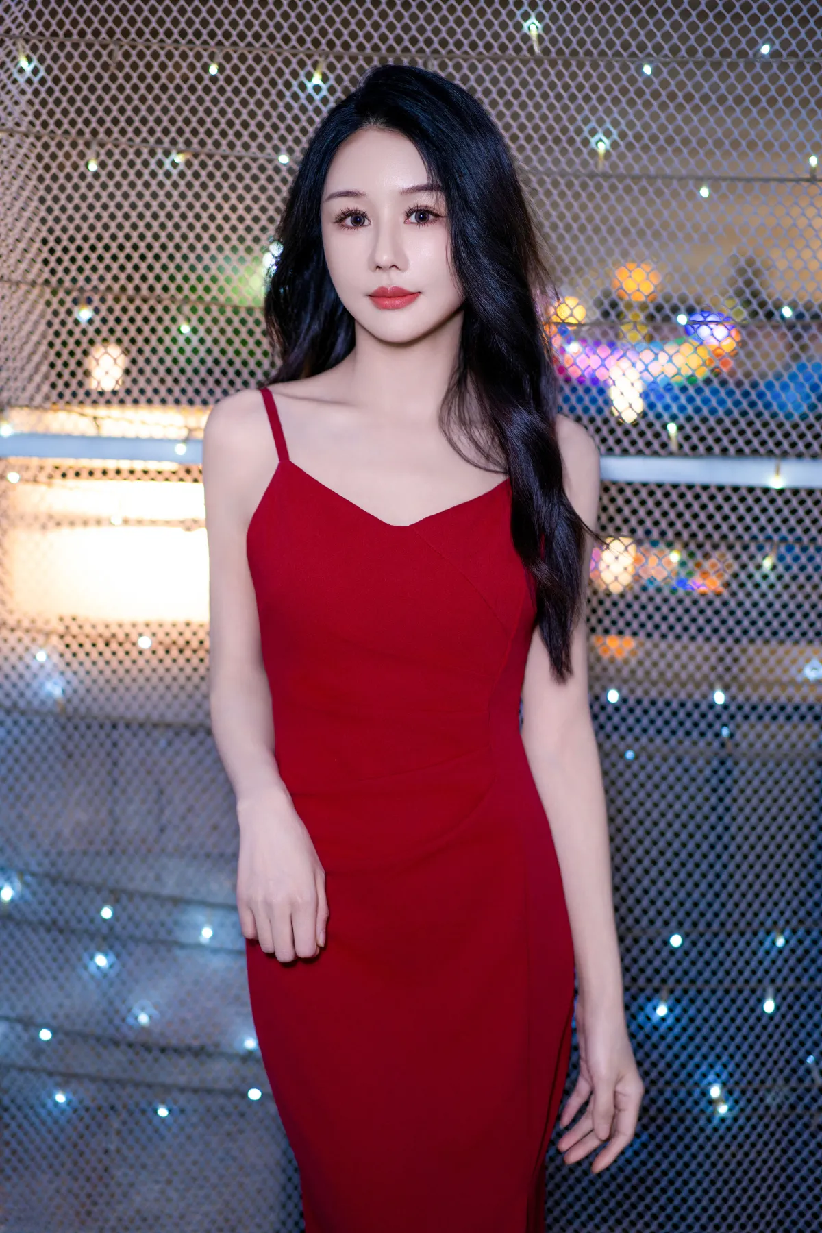 溯光之淼然_雪莉《千灯湖夜未央：红裙女神的光影诗篇》美图作品图片5