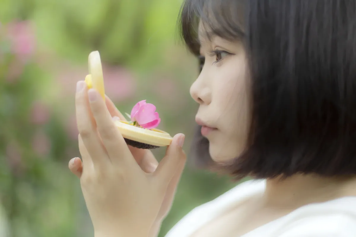 蔷薇花女孩
