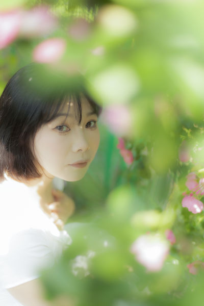 蔷薇花女孩