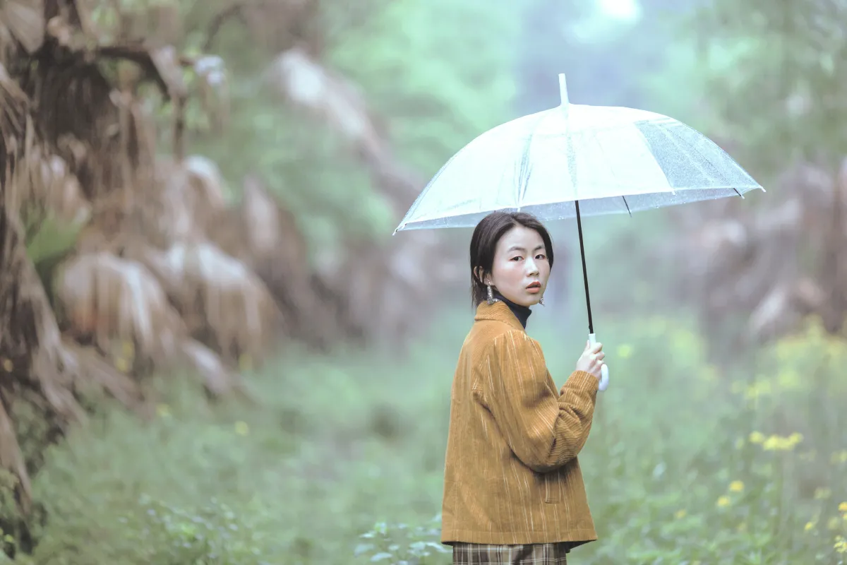 生锈的感情又逢下雨天