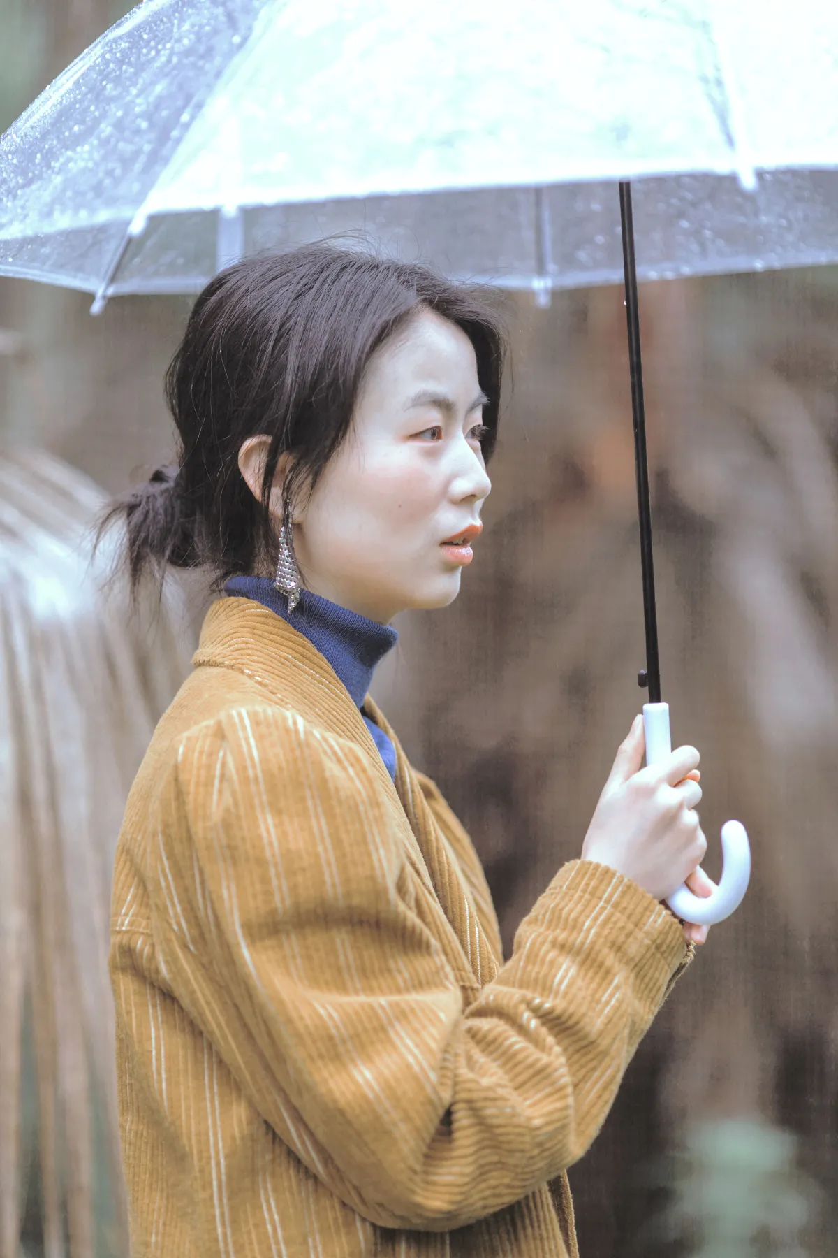 生锈的感情又逢下雨天5