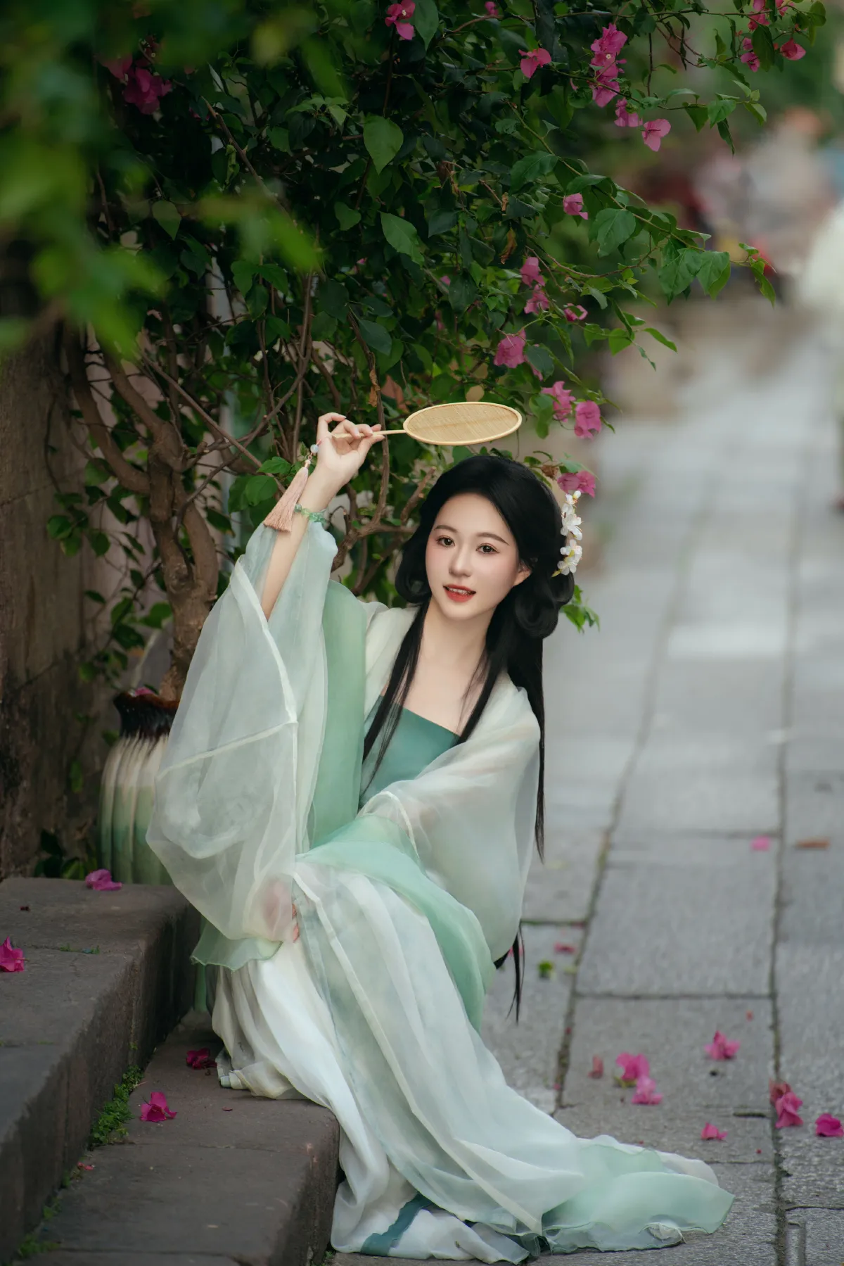 破晓X_無月《浮生暂寄梦中梦，世事如闻风里风》美图作品图片2
