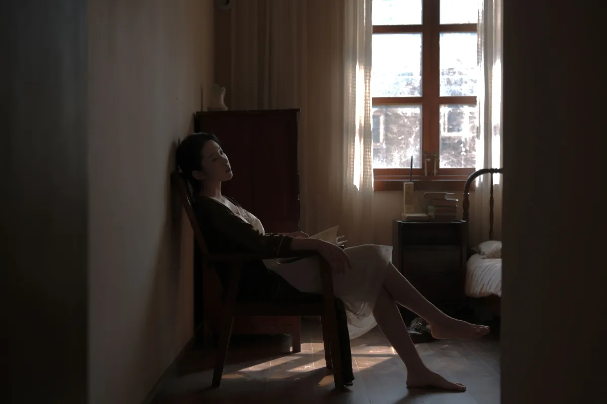 小珍向远_梧姮《静隅》美图作品图片1