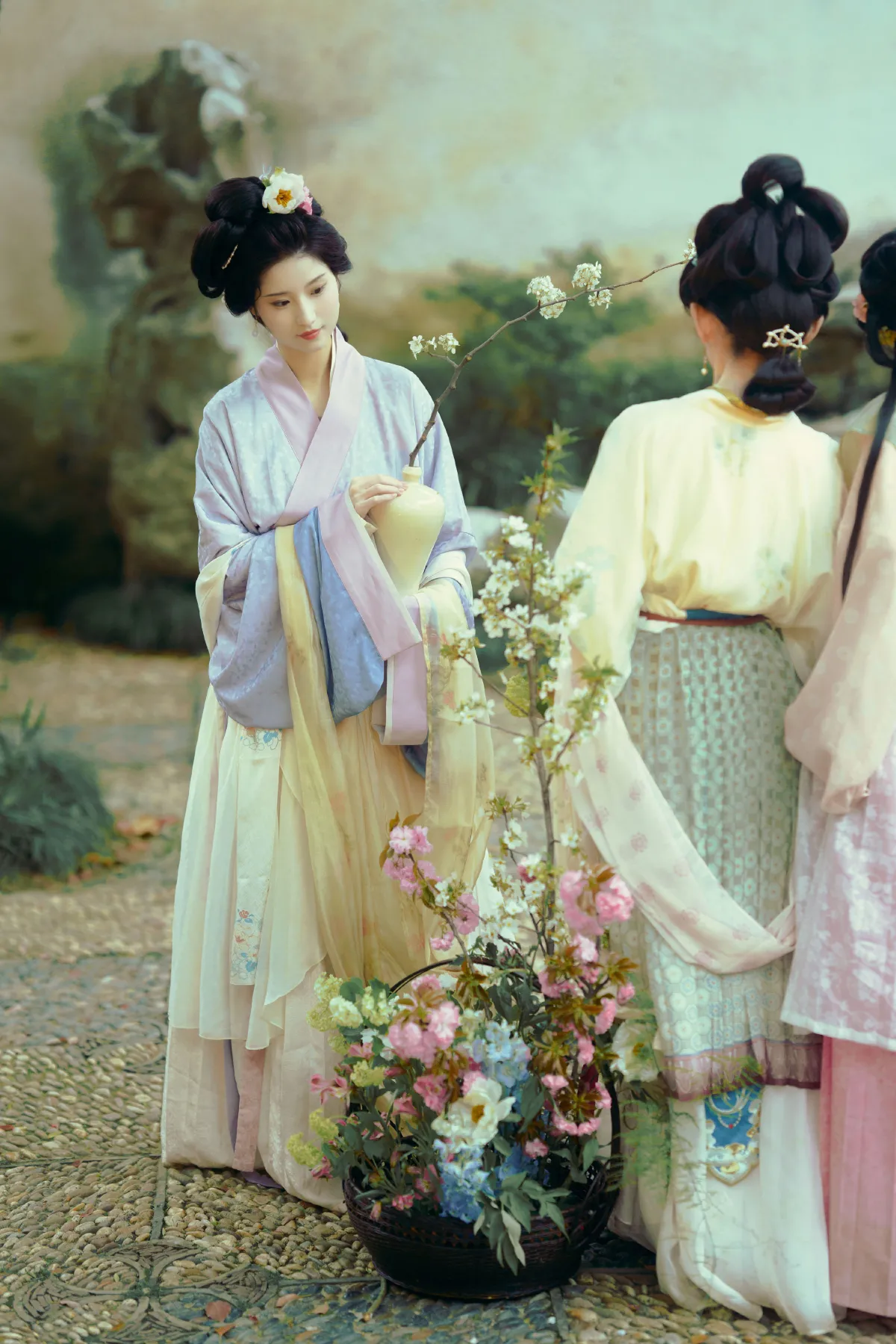 卖花担上