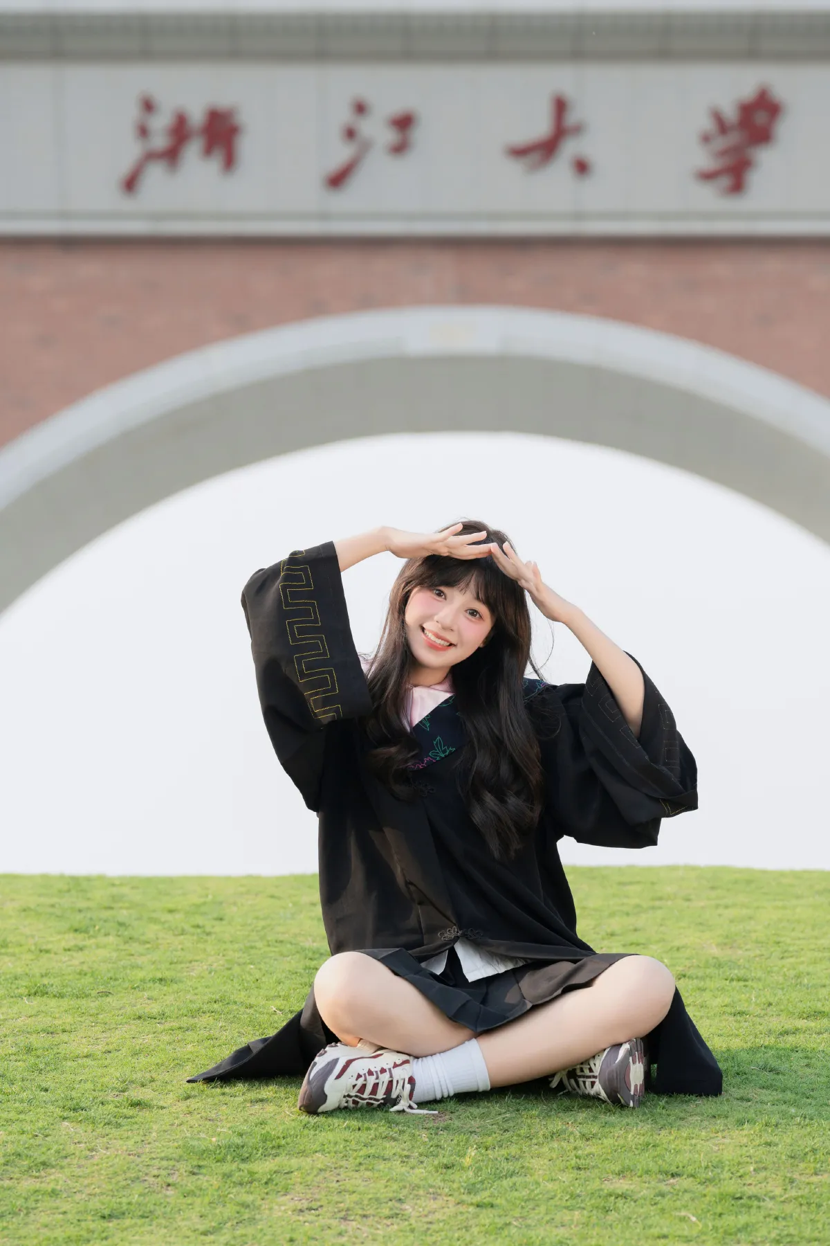 西夏_夏芋小年《学士服》美图作品图片2