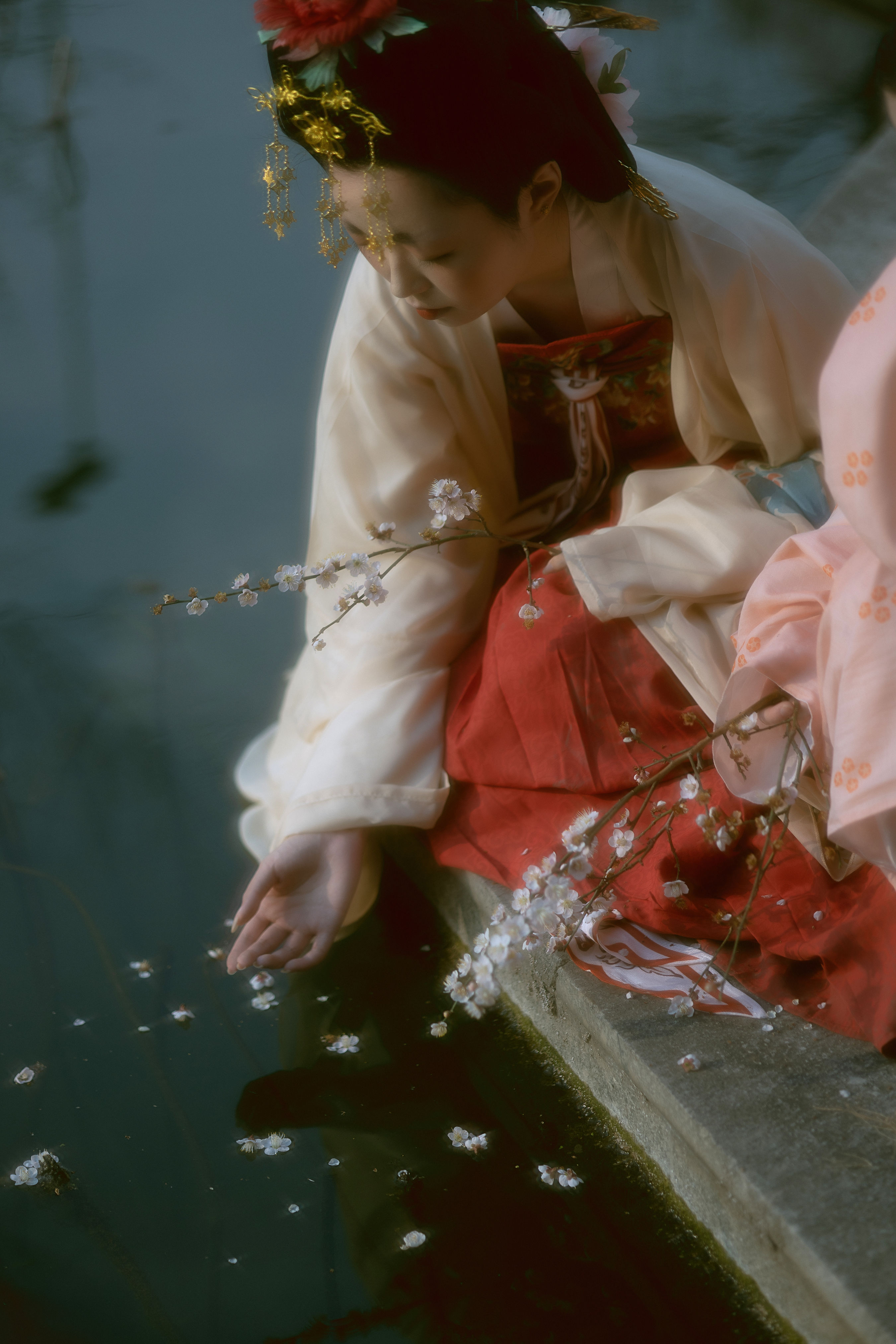 瑾年碎影_卿辛_八重湖泽_木土土土桂《梦》美图作品图片1
