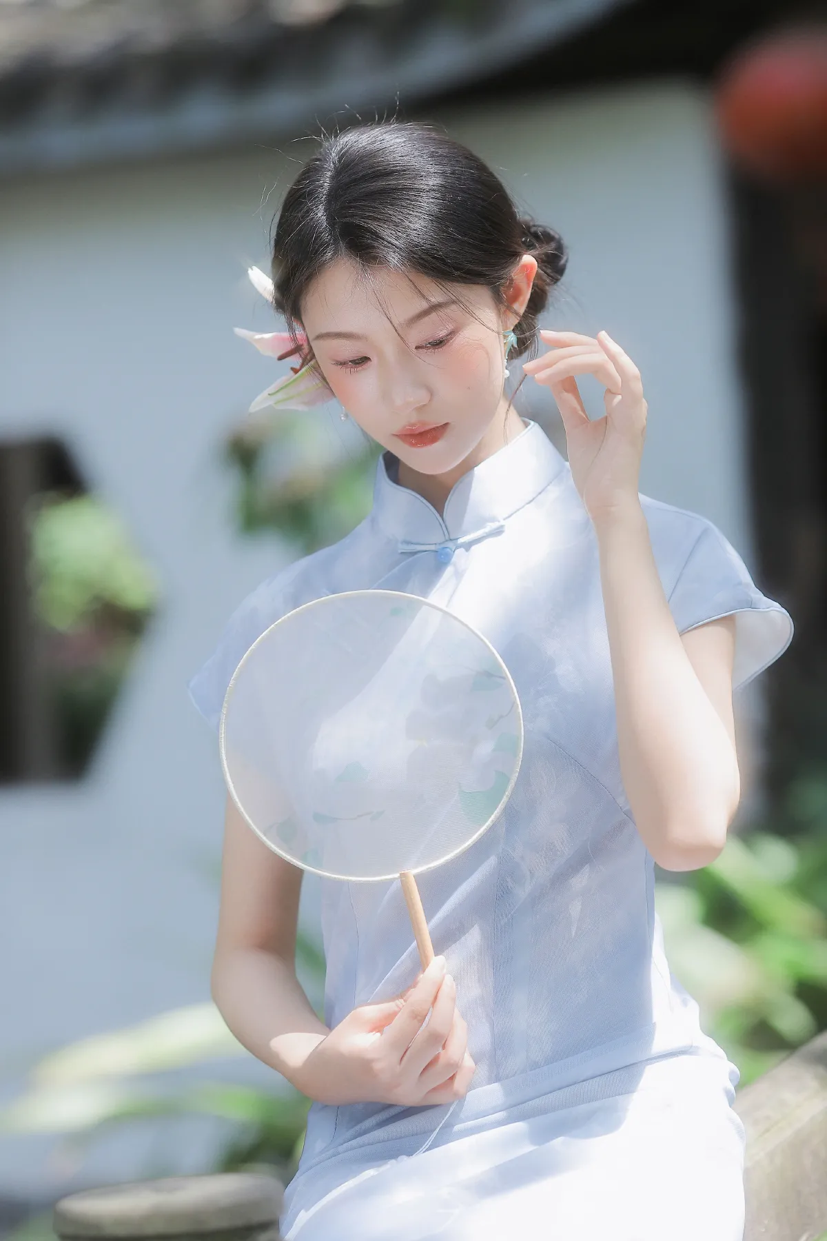 薄荷糖_铜萱柒《她是一朵清丽的百合花》美图作品图片2