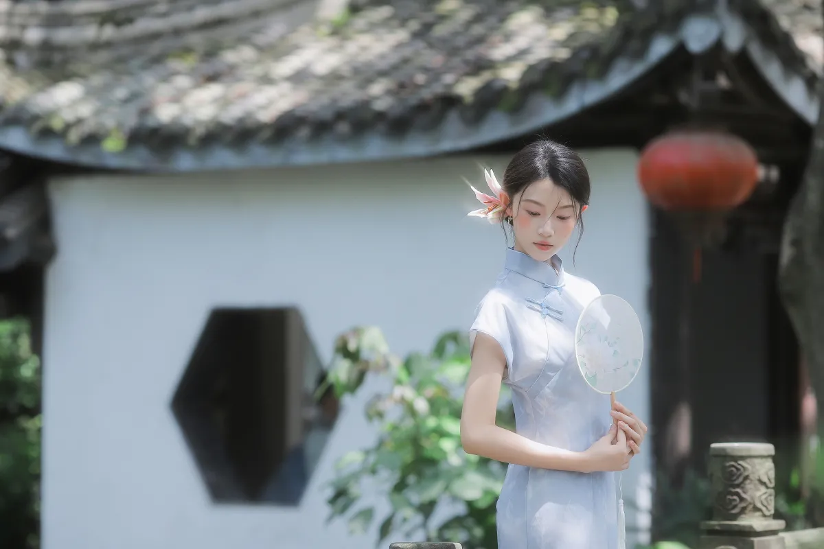 薄荷糖_铜萱柒《她是一朵清丽的百合花》美图作品图片3