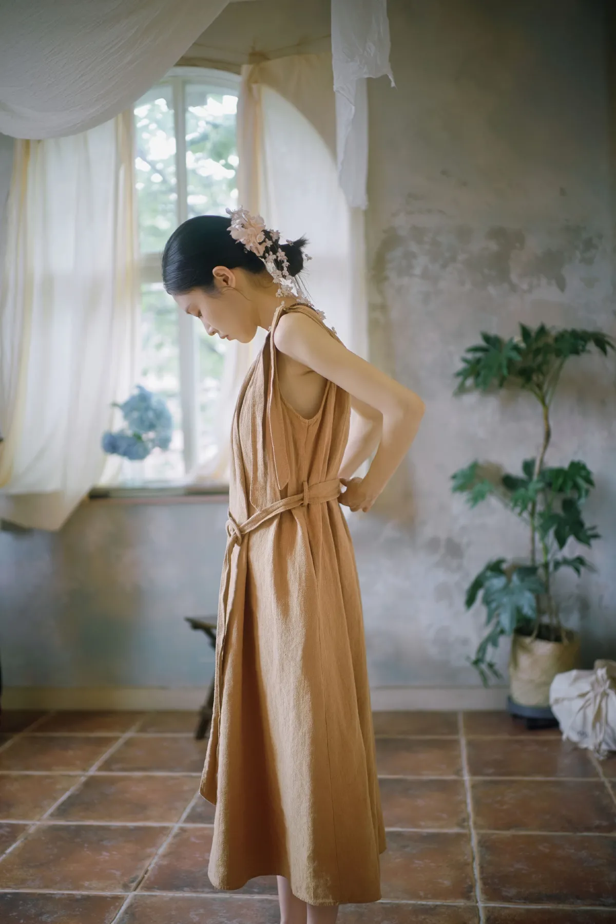 Tommy汤面_一只柚子《时光诗画：花影少女时光》美图作品图片3