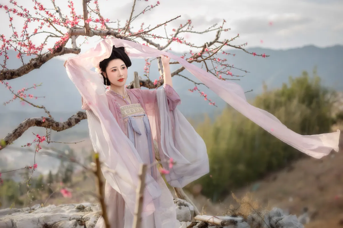 小果林_CC《花非花》美图作品图片4