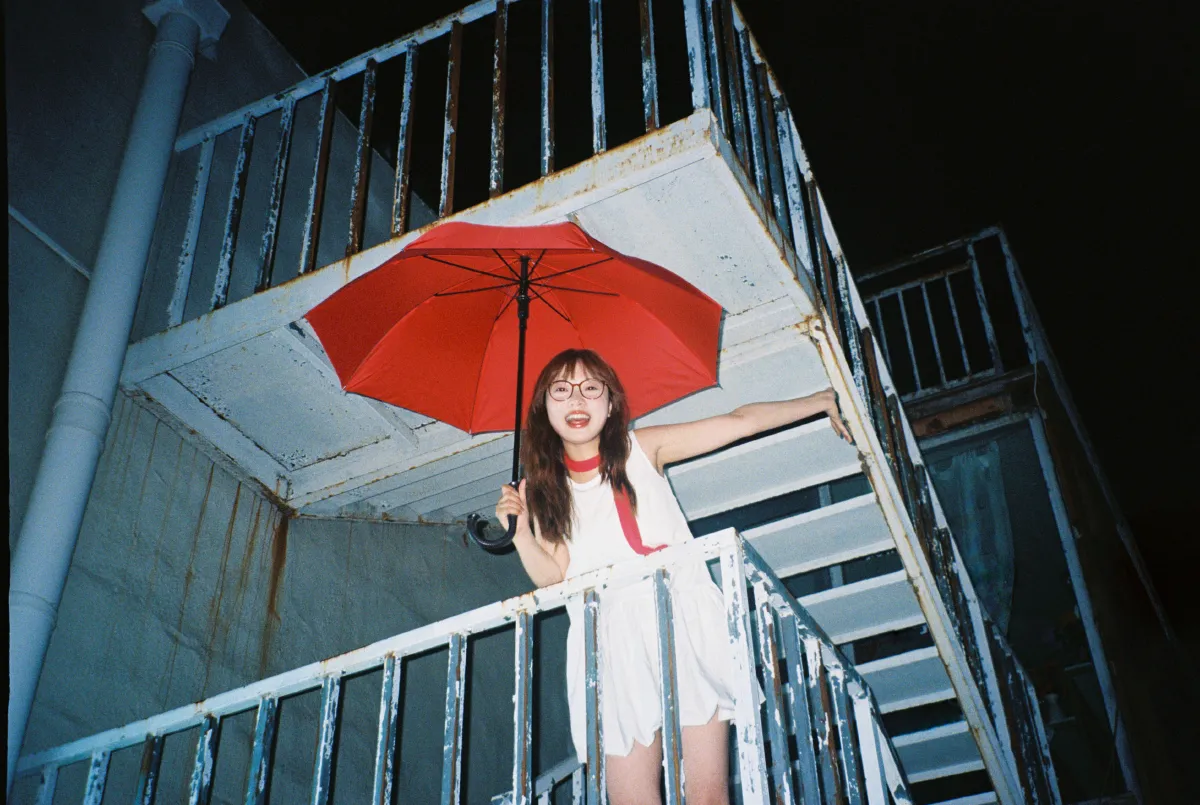 IUU___吴椿椿《我的胶片机在晚上也不会撒谎！》美图作品图片4