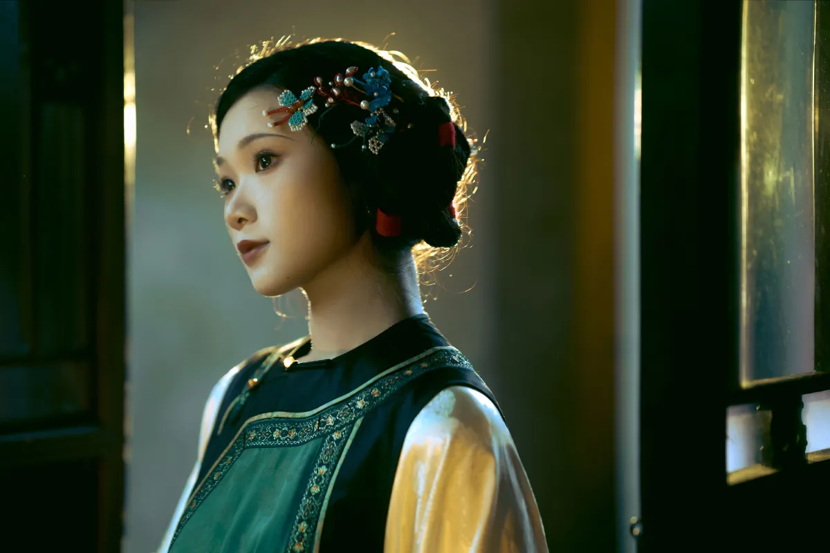 扶卮_越月《阁楼蝴蝶》美图作品图片3