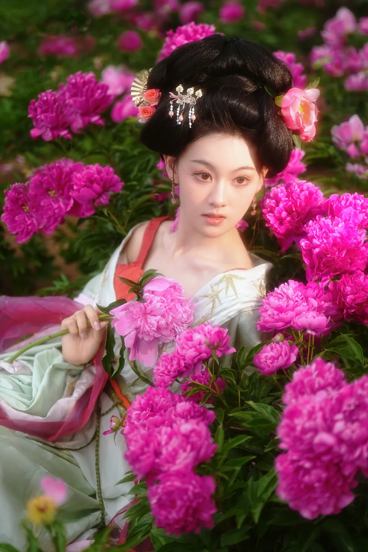 摄影师桐子_荔枝小耶《芍药花海》美图作品图片4