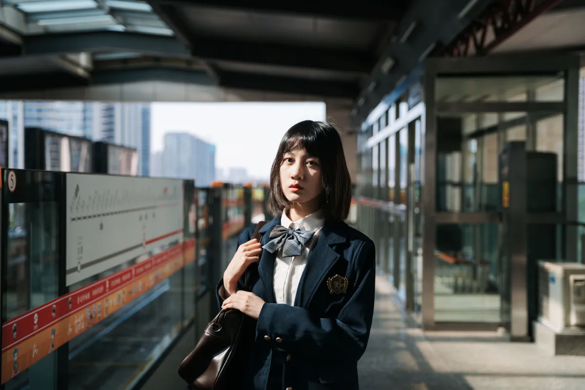 电影感日系地铁人像2
