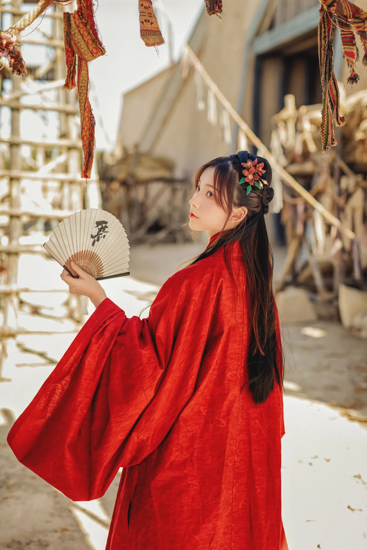 万锦其_当初叫人家小田田_徐十七嘛《古城情》美图作品图片4