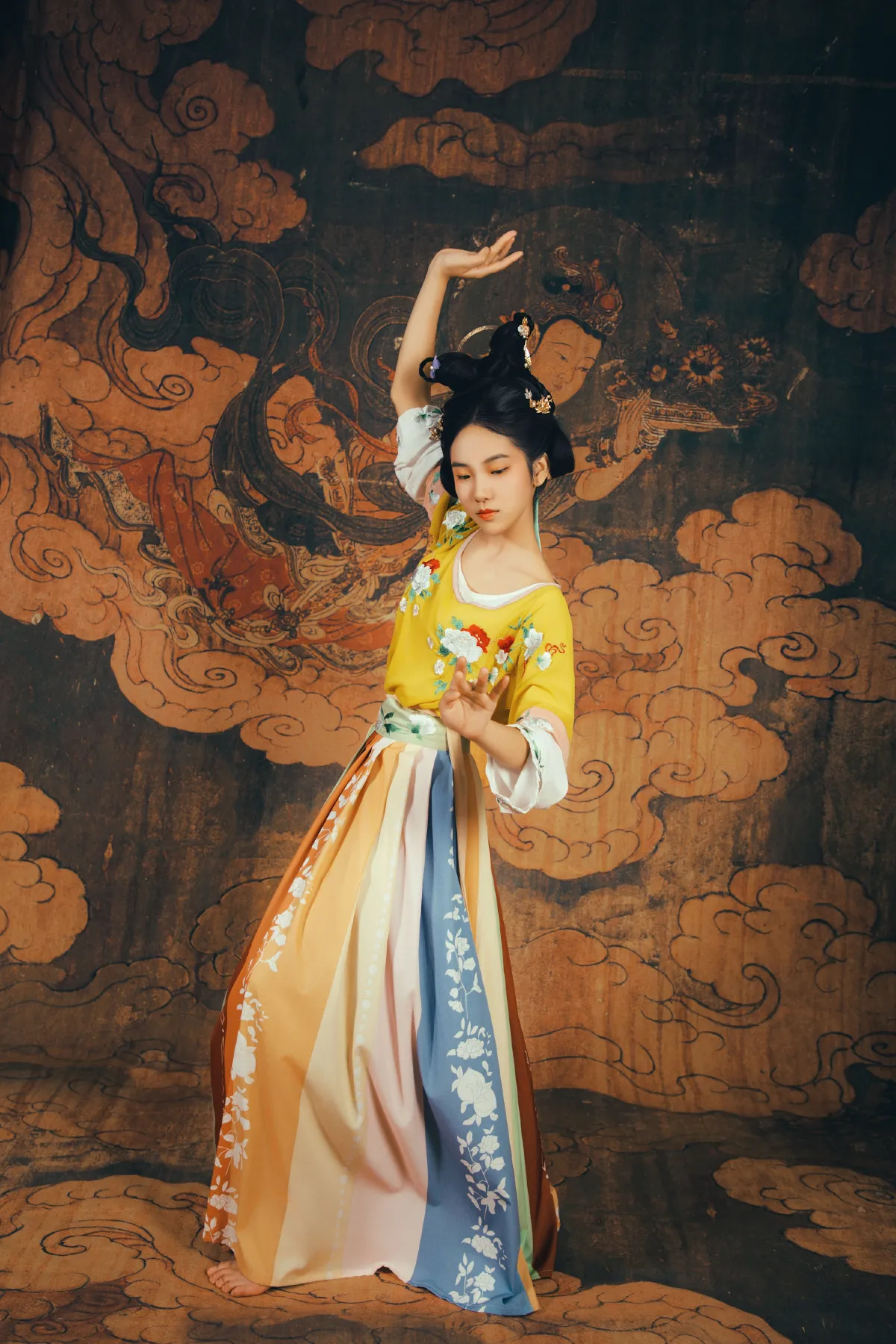 破晓X_简小橙《敦煌少女》美图作品图片3