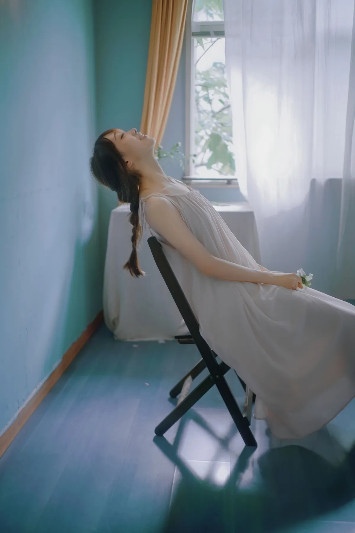 Tommy汤面_看不清小桂《粉裙少女，海韵柔光》美图作品图片5