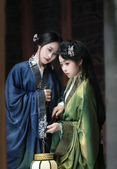 入眸