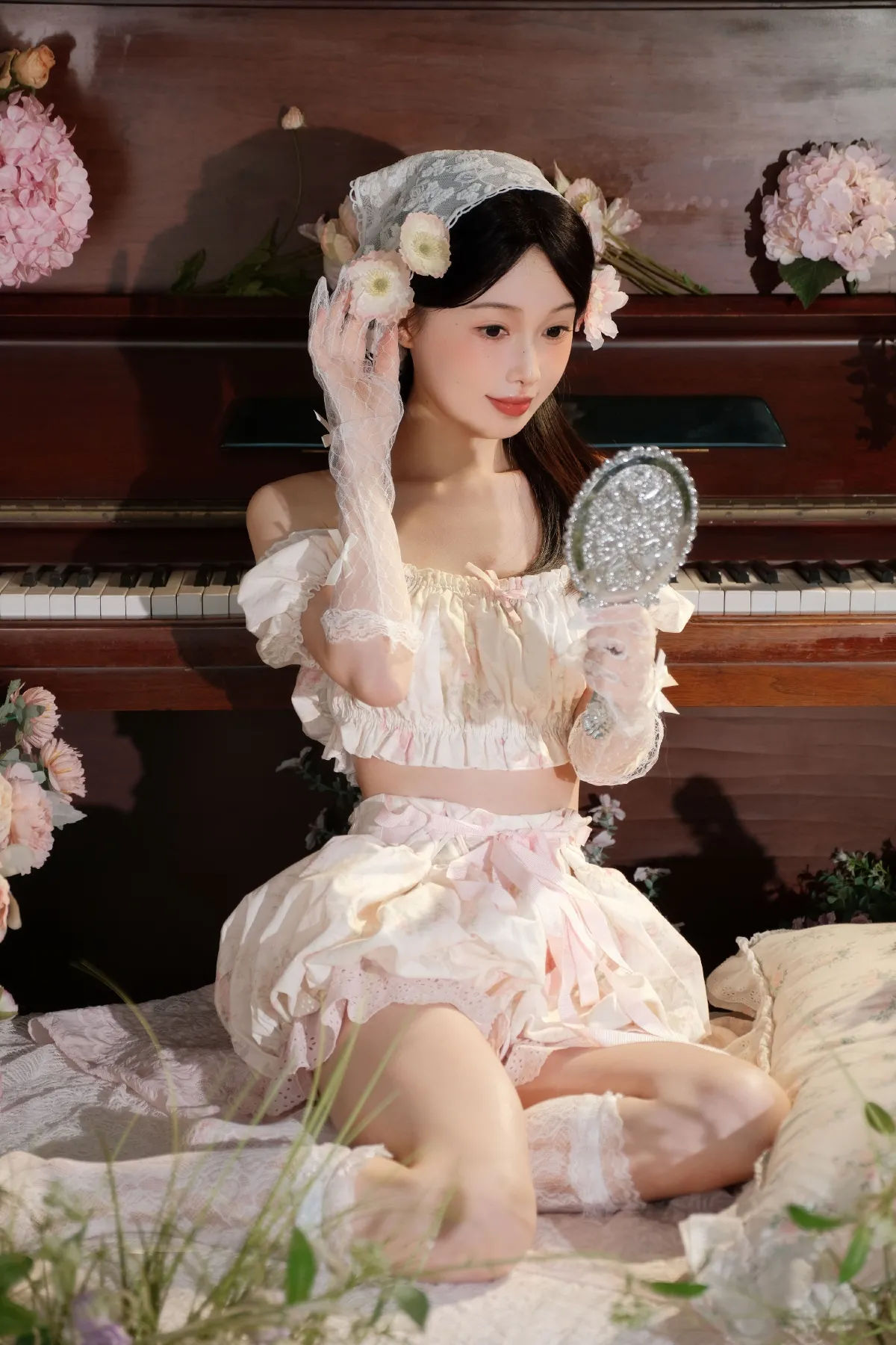 猫八木_酸奶加心好好次《花》美图作品图片5